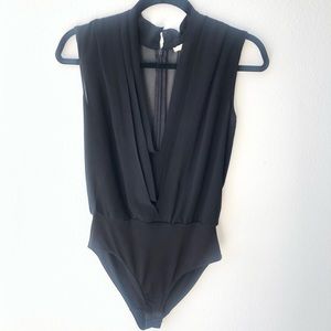Sexy, sophisticated bodysuit 💅🏼